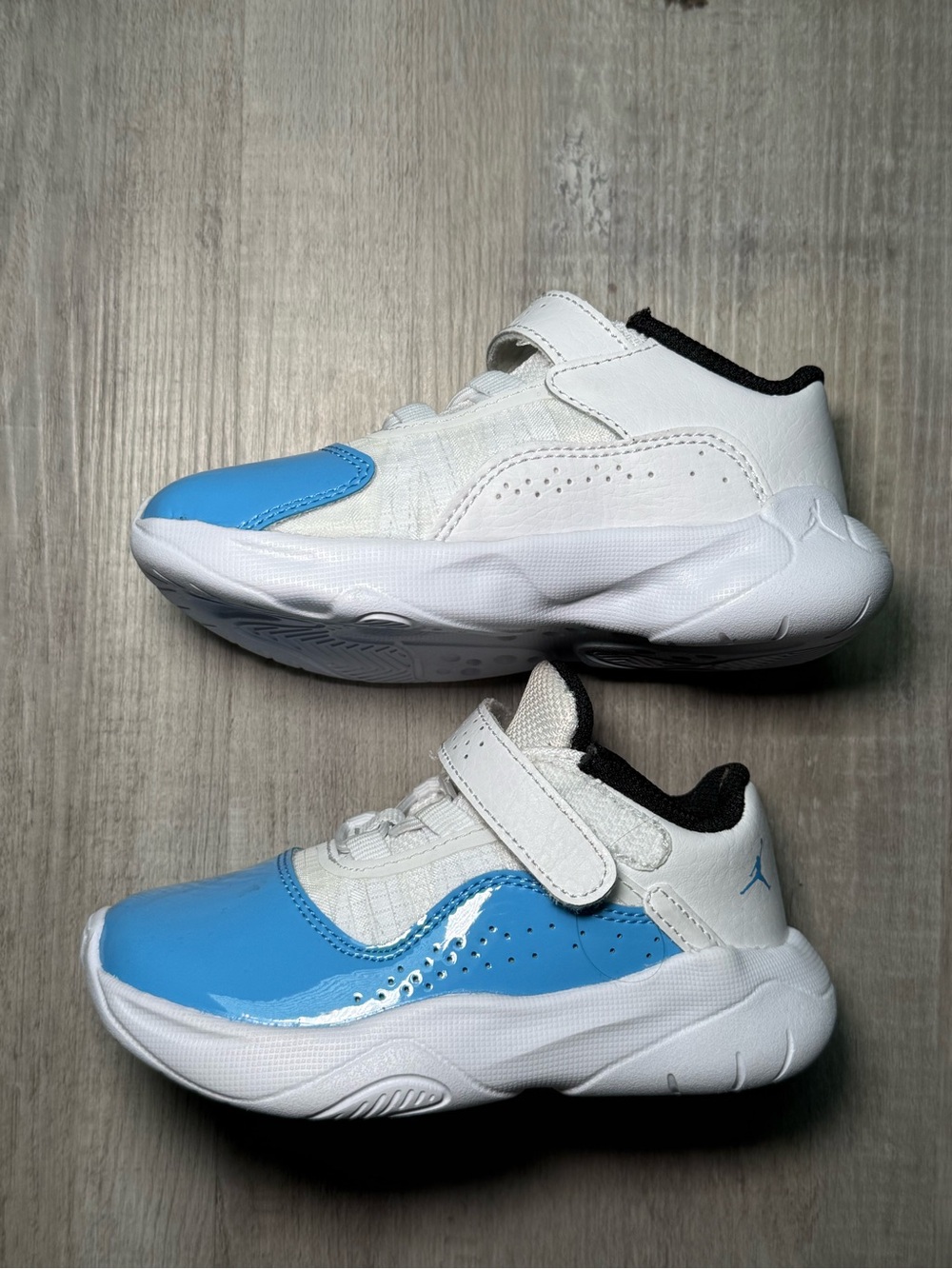 Jordan Kids White & University Blue Sneakers Velcro